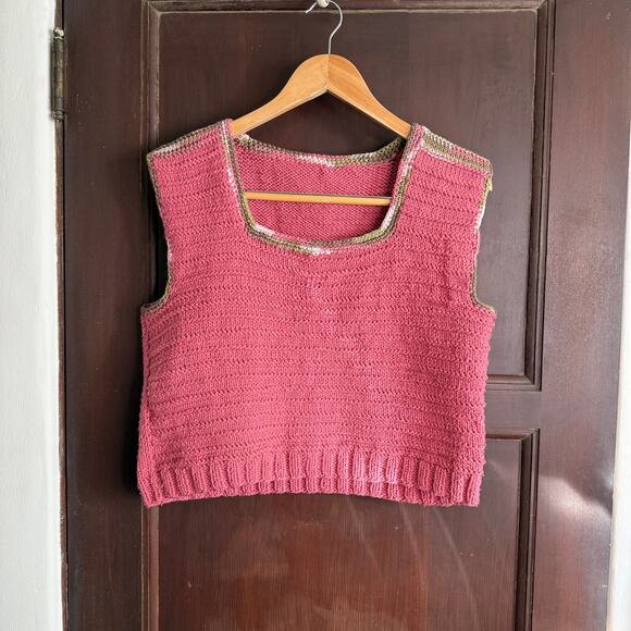 80s Vintage Hand Knit Pink Square Neck Sweater vest | Size Large / Extra Large - Picture 2 of 4